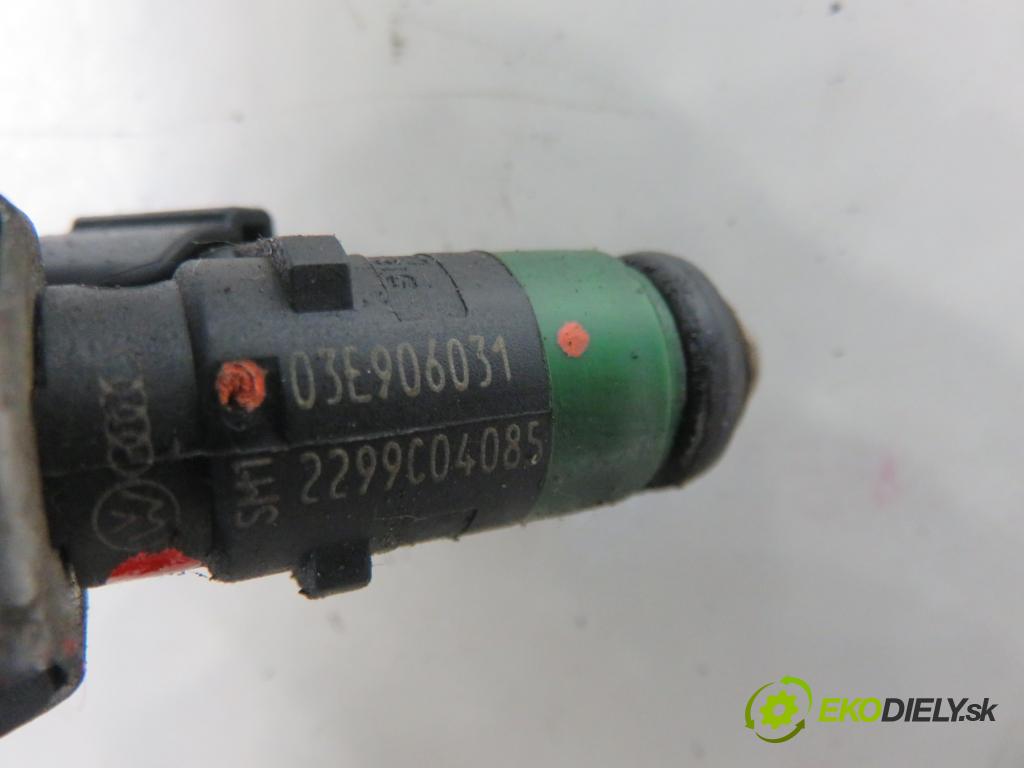 VW POLO (9N_) HB 2003 47,00 1.2 12V 64 - AZQ 1198,00 Lišta vstrekovacia 03E133319 ; 03E906031 (Vstrekovacie lišty)