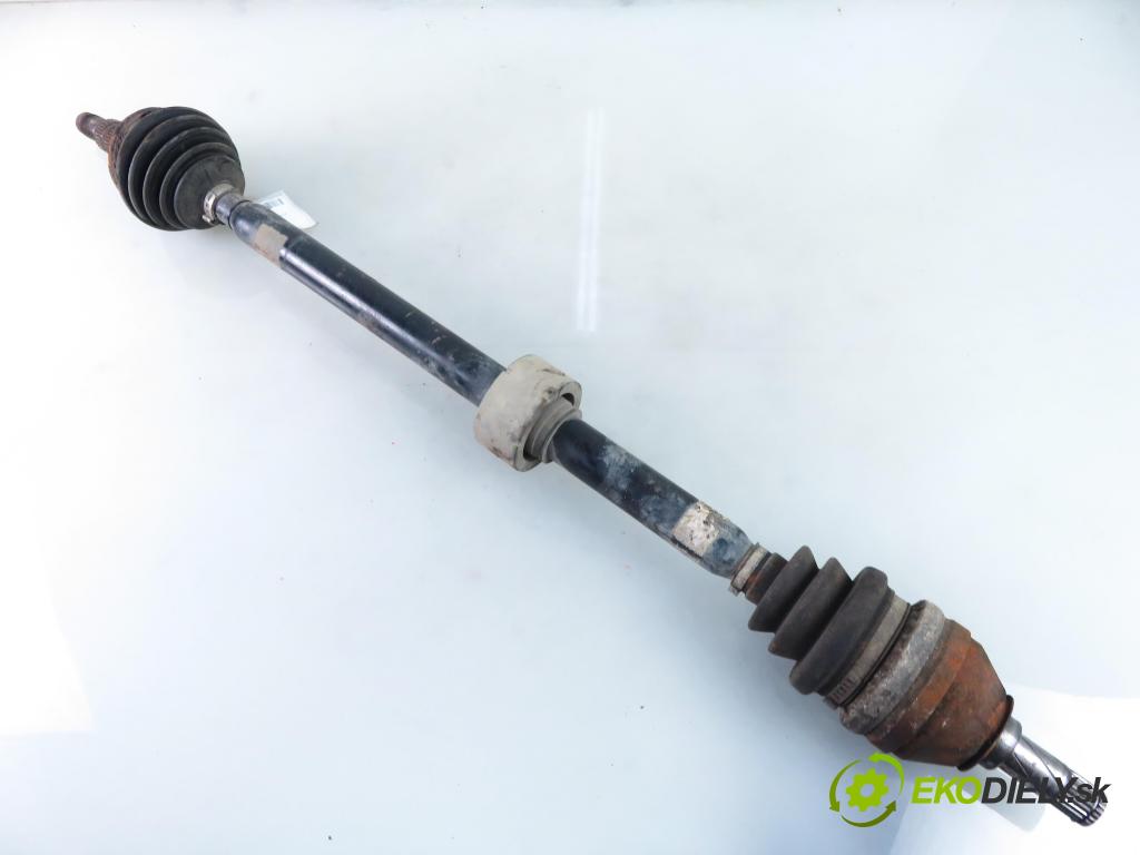 OPEL VECTRA C (Z02) SEDAN 2002 90,00 1.8 16V 122 - Z 18 XE 1796,00 Poloos PP 
