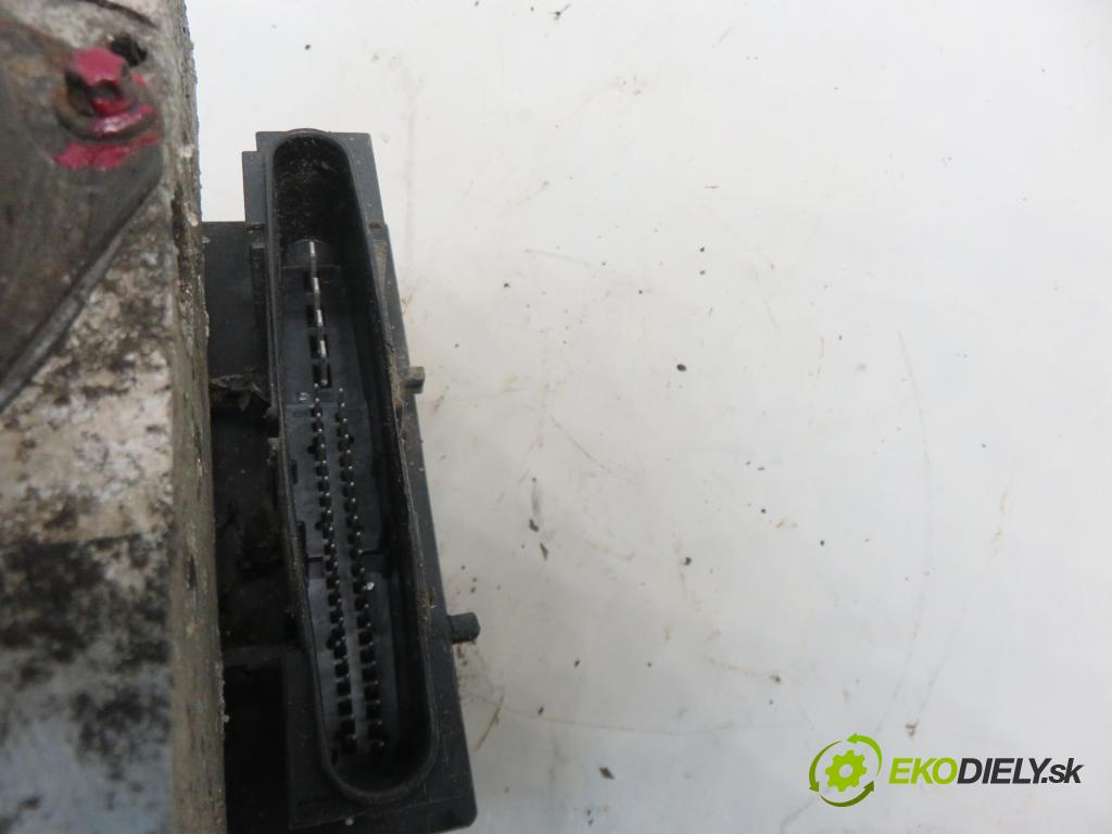 FORD TRANSIT Furgon (FA_ _) FURGON 2008 63,00 2.2 TDCi - P8FA 2198,00 Pumpa ABS 0265950774 ; 8C112C405BB (Pumpy ABS)