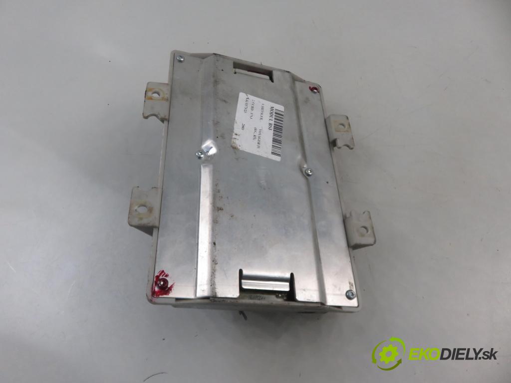 CHRYSLER VOYAGER IV (RG, RS) MINIVAN 2003 105,00 2.5 CRD 143 - ENJ 2499,00 MODUL BSI 04748079AH