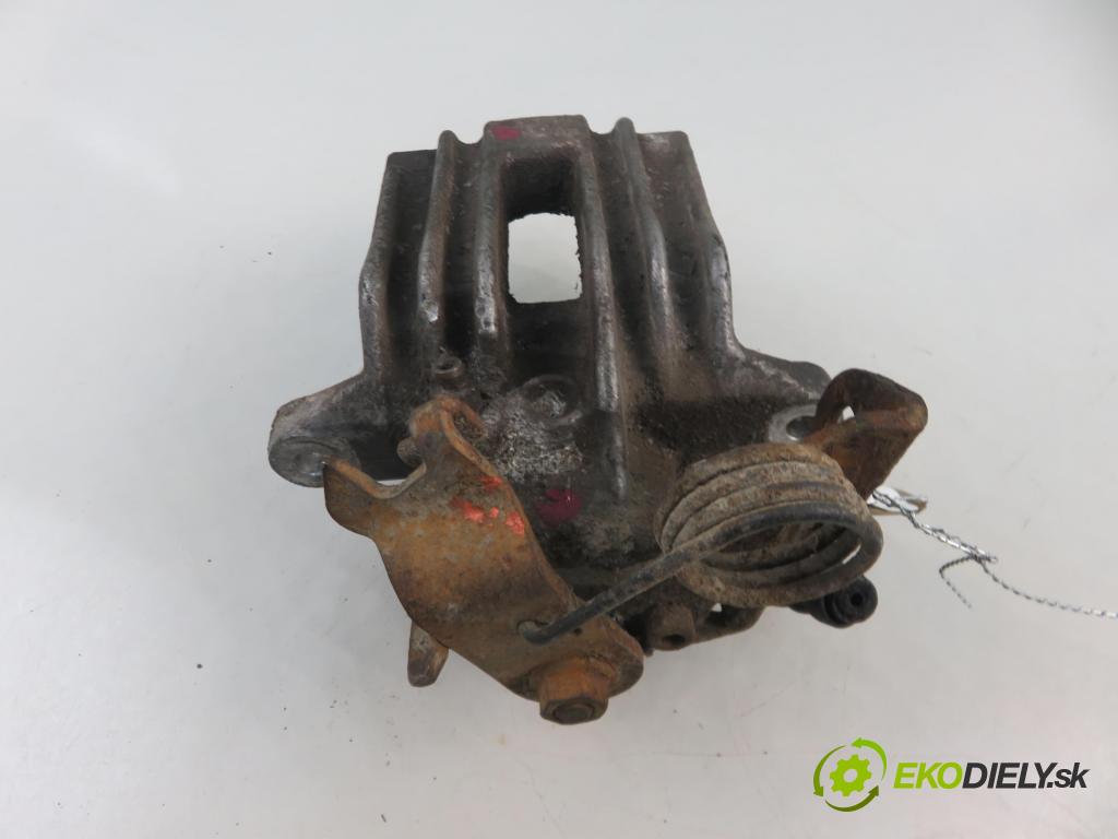 AUDI A6 Avant (4B5, C5) KOMBI 1999 121,00 2.4 quattro - APS 2393,00 Brzdič strmeň pravé zadné