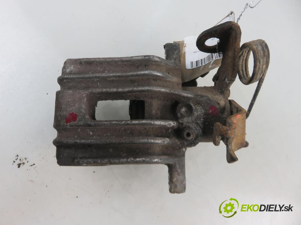 AUDI A6 Avant (4B5, C5) KOMBI 1999 121,00 2.4 quattro - APS 2393,00 Brzdič strmeň pravé zadné