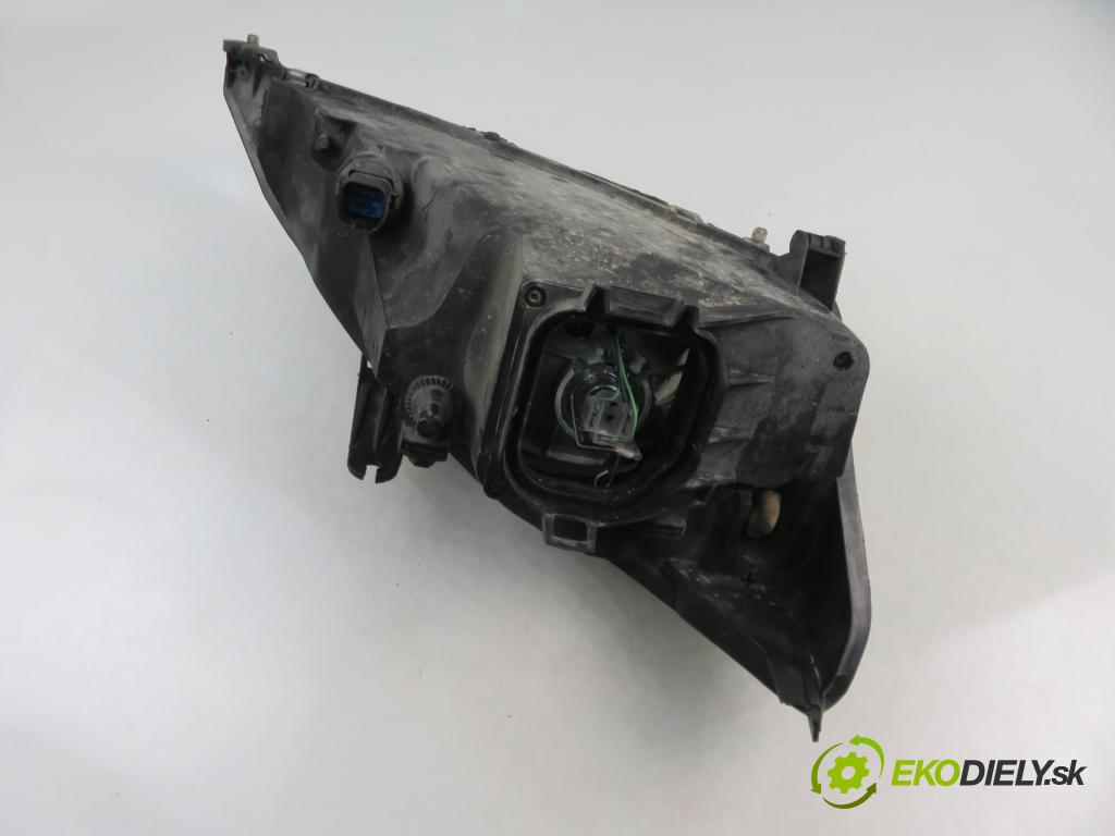 FORD FOCUS (DAW, DBW) - 1998 55,00 1.4 16V - FXDA 1388,00 Svetlo LP