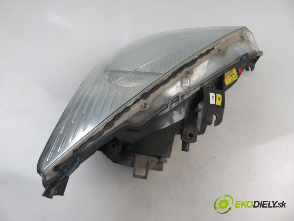 FORD FOCUS (DAW, DBW) - 1998 55,00 1.4 16V - FXDA 1388,00 Svetlo LP