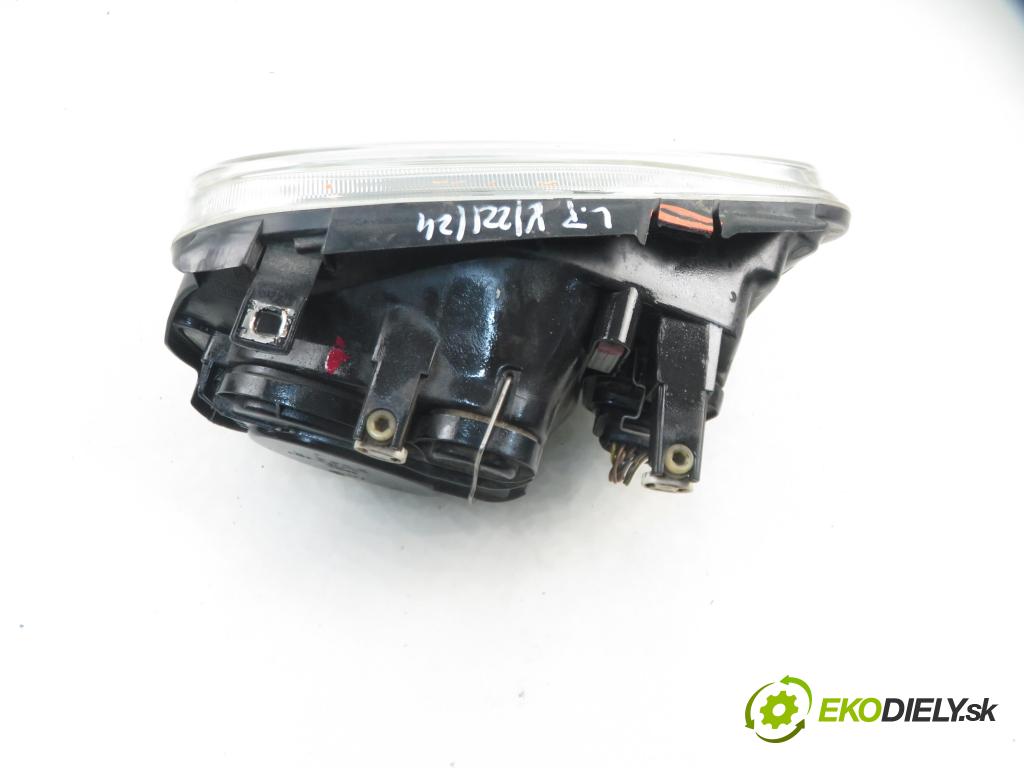 VW GOLF IV (1J1) HB 1998 55,00 1.4 16V 75 - AKQ 1390,00 Svetlo LP