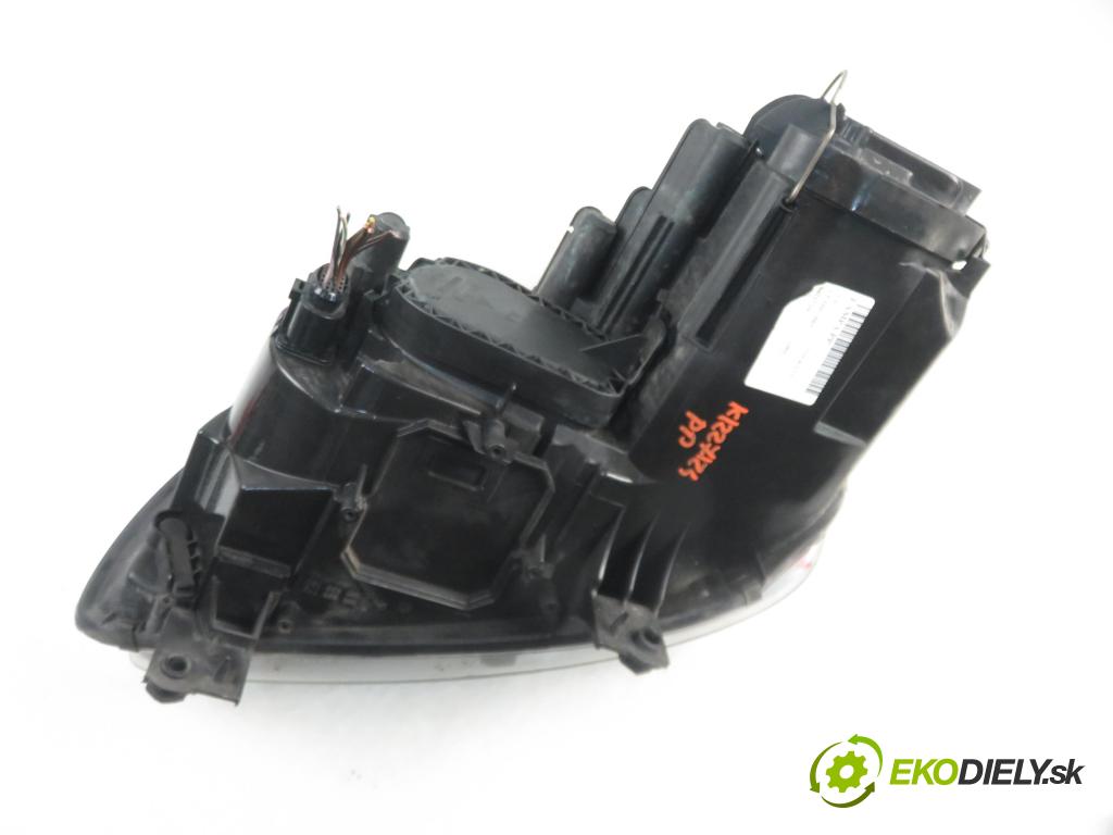 VW TOURAN (1T1, 1T2) MINIVAN 2004 77,00 1.9 TDI - BKC 1896,00 Svetlo PP 0301205202 ; 1T0941006F