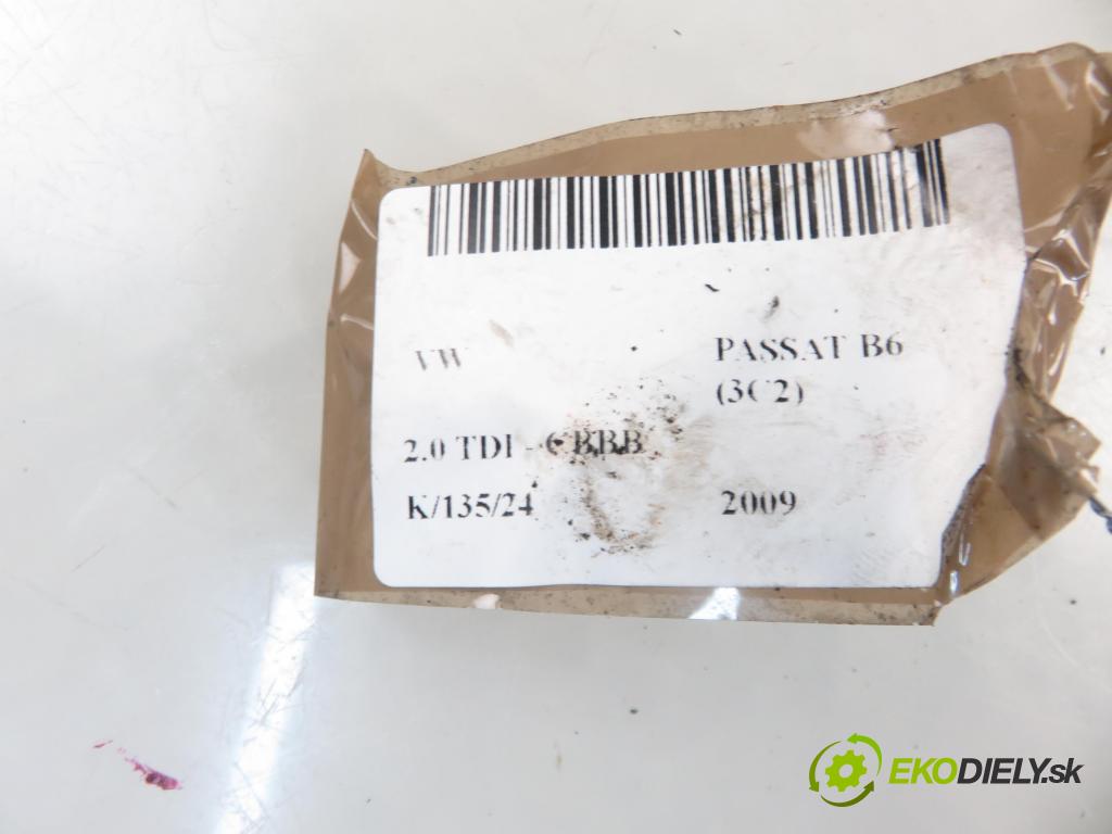 VW PASSAT B6 (3C2) SEDAN 2009 125,00 2.0 TDI - CBBB 1968,00 pumpa paliva 5N0906257 ; 076906051A