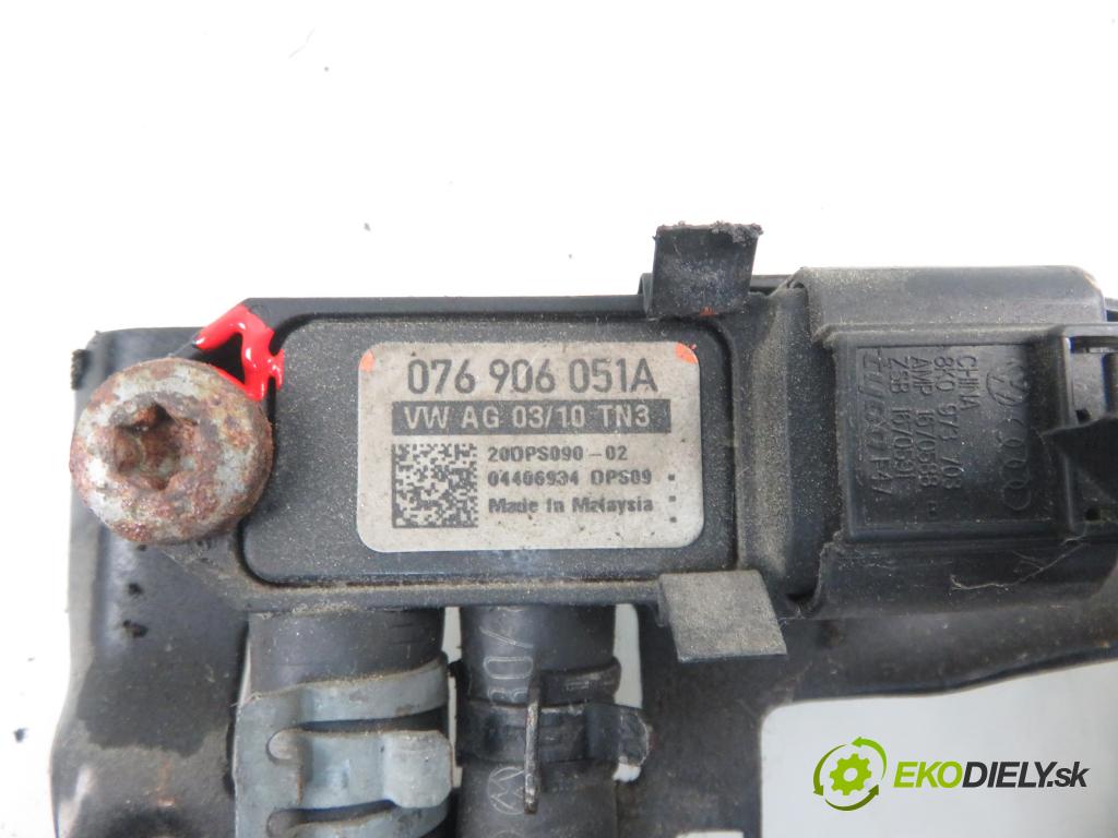 VW PASSAT B6 (3C2) SEDAN 2009 125,00 2.0 TDI - CBBB 1968,00 pumpa paliva 5N0906257 ; 076906051A
