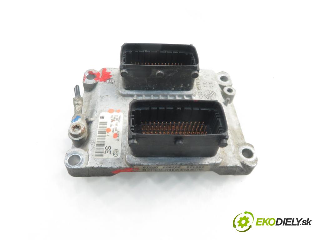 OPEL ASTRA G liftback (T98) HB 2003 48,00 1.2 16V - X 12 XE 1199,00 Riadiaca jednotka Motor 0261207963 ; 55350553