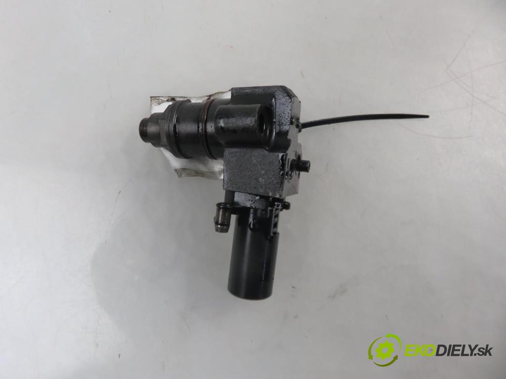 BELLIER ATOLL HB 1998 4,00 Lombardini LDW502 M4 504,00 Vstrekovač  (Vstrekovače)