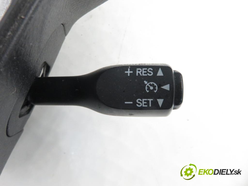 LEXUS RX (_U3_) SUV 2008 155,00 3.3 400h AWD 211/272- 3MZ-FE 3311,00 Volant  (Volanty)