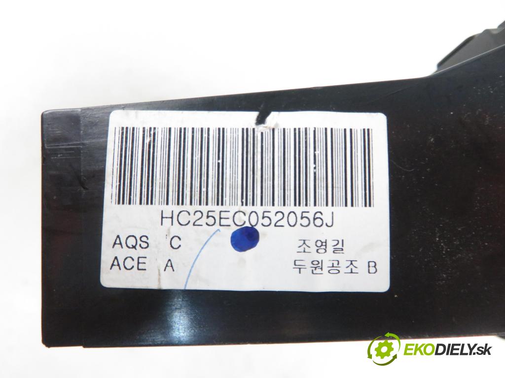 KIA SPORTAGE (JE_, KM_) SUV 2006 85,00 2.0 CRDi 113 4WD - D4EA 1991,00 Panel kúrenia KLIMATRONIK 972501FXXX