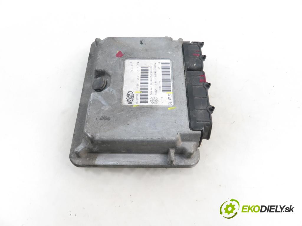 FIAT PANDA (169_) HB 2004 40,00 1.1 54 - 187 A1.000 1108,00 Riadiaca jednotka Motor 55196259 ; IAW4AFSM