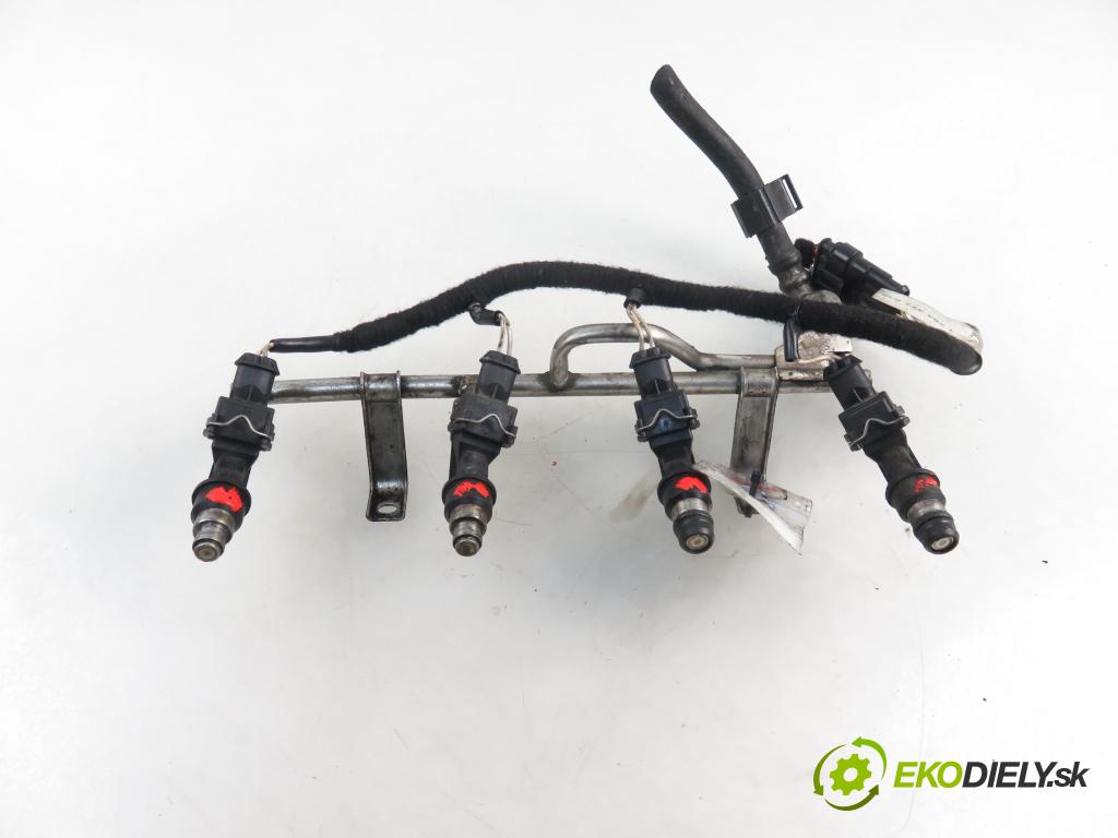 OPEL MERIVA A nadwozie wielkoprzestrzenne (MPV) (X03) MINIVAN 2003 64,00 1.6 - Z 16 SE 1598,00 Lišta vstrekovacia 25317316 (Vstrekovacie lišty)