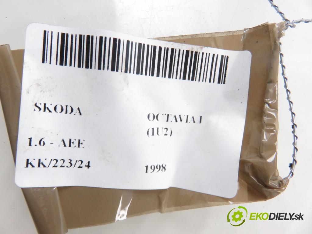 SKODA OCTAVIA I (1U2) LIFTBACK 1998 55,00 1.6 - AEE 1598,00 chladič vody 641011