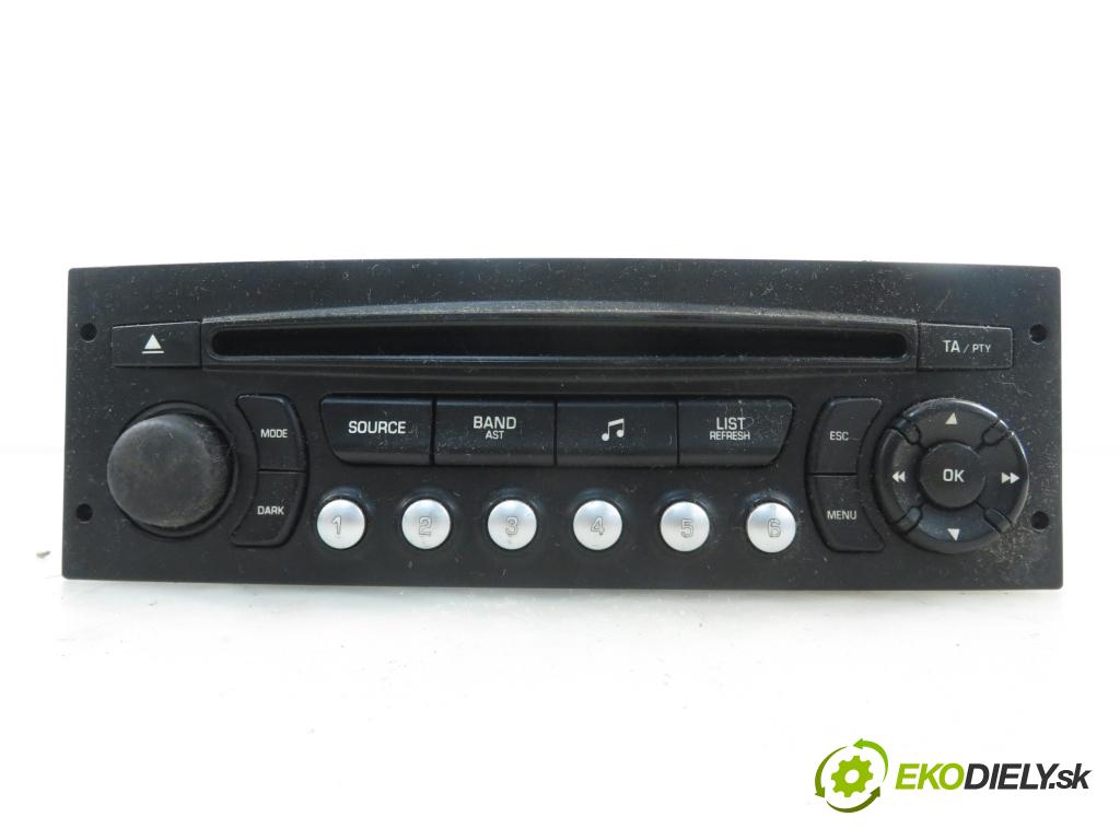 CITROEN DS3 (SA_) HB 2012 68,00 1.6 e-HDi 8V 92 - 9HP  1560,00 RADIO CD 96775574XT