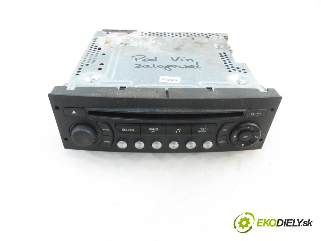CITROEN DS3 (SA_) HB 2012 68,00 1.6 e-HDi 8V 92 - 9HP 1560,00 RADIO CD 96775574XT