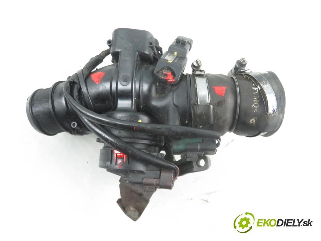 CITROEN C4 I (LC_) HB 2004 66,00 1.6 HDi - 9HX (DV6ATED4) 1560,00 Škrtiaca klapka 9654634380 ; 0798005601 (Škrtiace klapky)