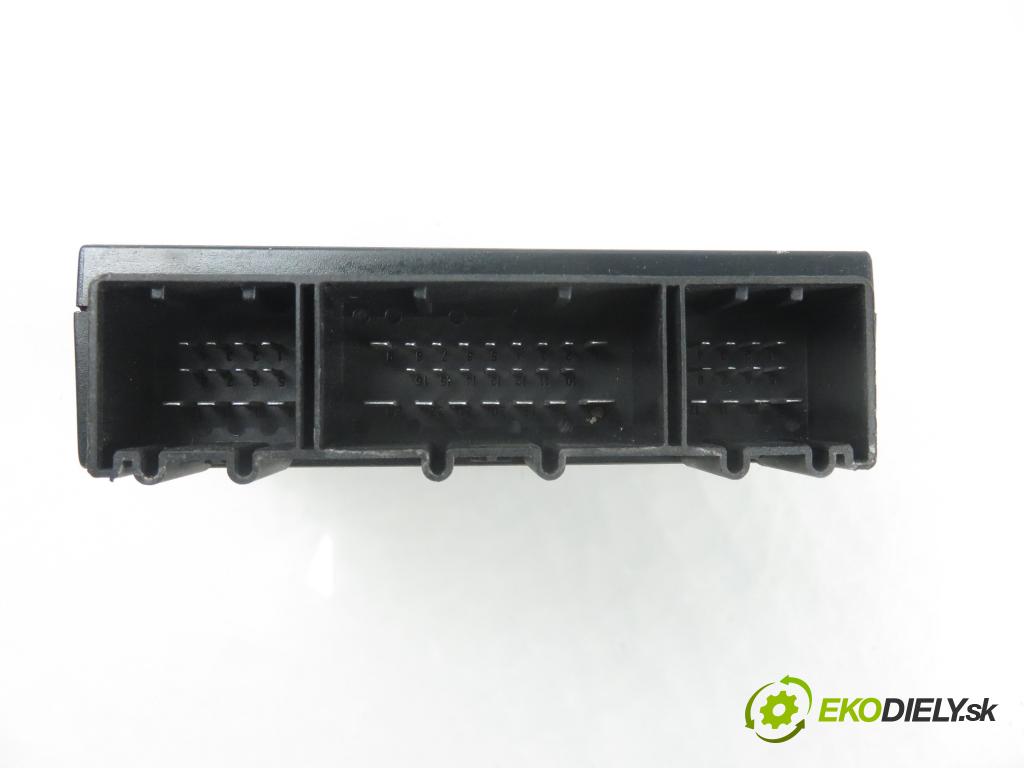 VW TOUAREG (7LA, 7L6, 7L7) SUV 2005 230,00 5.0 V10 TDI PD 313 - AYH 4921,00 MODUL komfortu 7L0959933E
