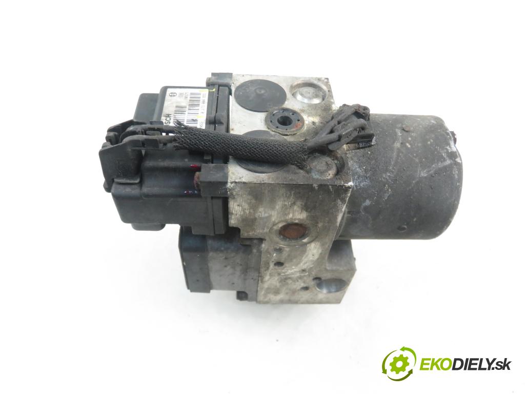 OPEL MERIVA A nadwozie wielkoprzestrzenne (MPV) (X03) HB 2004 74,00 1.7 CDTI 100 - Z 17 DTH 1686,00 Pumpa ABS 93388792 ; 0265220658 ; 0273004655 (Pumpy ABS)