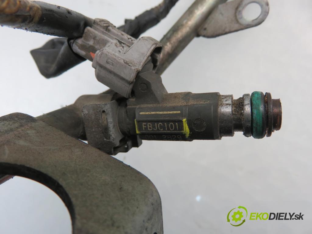 SUBARU LEGACY III Kombi (BH) KOMBI 2002 92,00 2.0 AWD 125 - EJ201 1994,00 Lišta vstrekovacia 17522AA740 ; FBJC101 (Vstrekovacie lišty)