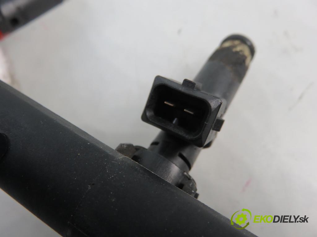 RENAULT THALIA I (LB0/1/2_) SEDAN 2005 55,00 1.4 - K7J 700 1390,00 Lišta vstrekovacia ITGM60 ; H274263 ; 7700274294 (Vstrekovacie lišty)