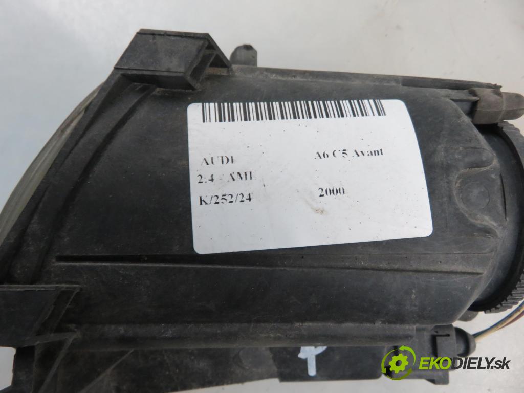 AUDI A6 Avant (4B5, C5) KOMBI 2000 121,00 2.4 - AML 2393,00 hmlové svetlo, hmlovka P 4B0941700A