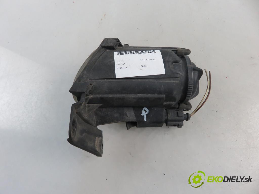 AUDI A6 Avant (4B5, C5) KOMBI 2000 121,00 2.4 - AML 2393,00 hmlové svetlo, hmlovka P 4B0941700A