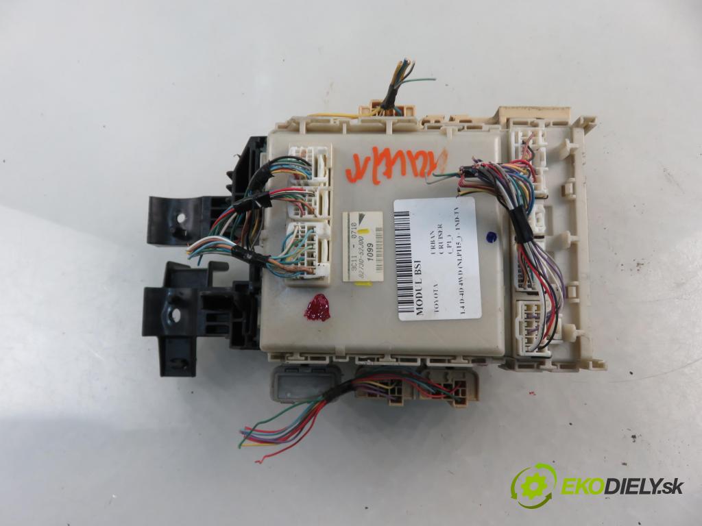 TOYOTA URBAN CRUISER (_P1_) CROSSOVER 2009 66,00 1.4 D-4D 4WD 90 - 1ND-TV 1364,00 MODUL BSI 8273052J00