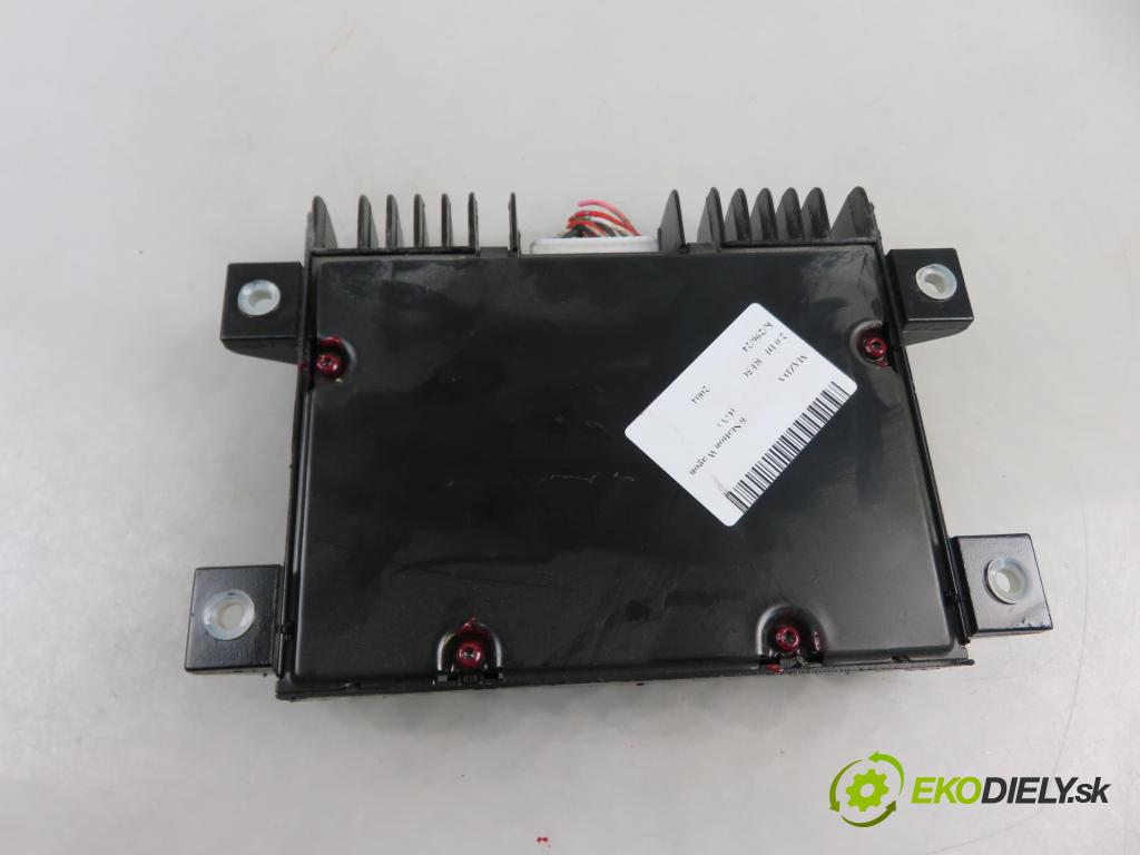 MAZDA 6 Station Wagon (GY) KOMBI 2004 100,00 2.0 DI 136 - RF5C 1998,00 Zosilňovač GM1A6692X (Zosilňovače)