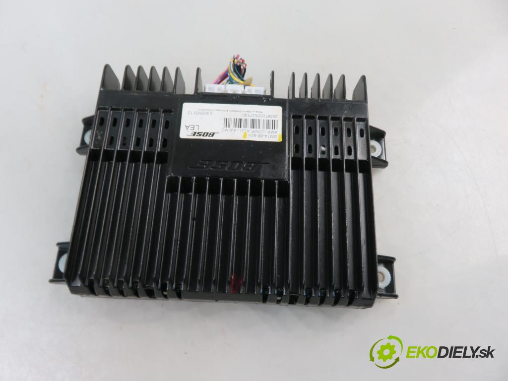 MAZDA 6 Station Wagon (GY) KOMBI 2004 100,00 2.0 DI 136 - RF5C 1998,00 Zosilňovač GM1A6692X (Zosilňovače)