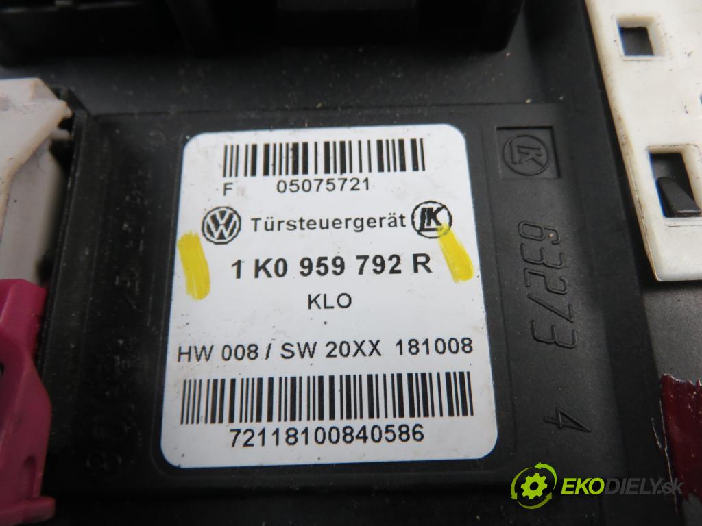 VW GOLF VI (5K1) HB 2009 75,00 1.6 8V 102 - BSE 1595,00 Motorček sťahovania okien PP 1K0959702AG ; 1K0959792R