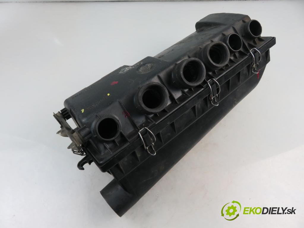 MERCEDES-BENZ KOMBI T-Model (S124) KOMBI 1987 80,00 3.0 D (124.190) 109 - OM 603.912 2996,00 Obal filtra vzduchu 6030940104 ; 6030940203 (Obaly filtrov vzduchu)