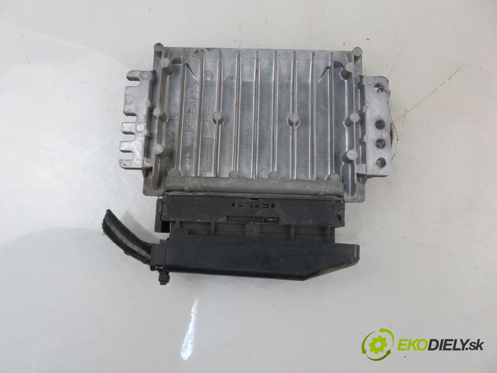 RENAULT MEGANE I (BA0/1_) HB 1999 55,00 1.4 e (BA0E, BA0V) - E7J 626 1390,00 Riadiaca jednotka Motor 7700115096 ; S110030302D