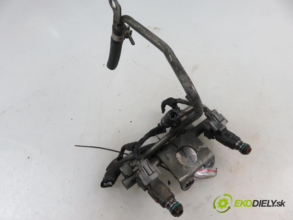 SUBARU LEGACY III Kombi (BH) KOMBI 2002 92,00 2.0 AWD 125 - EJ201 1994,00 Lišta vstrekovacia FBJC101 (Vstrekovacie lišty)