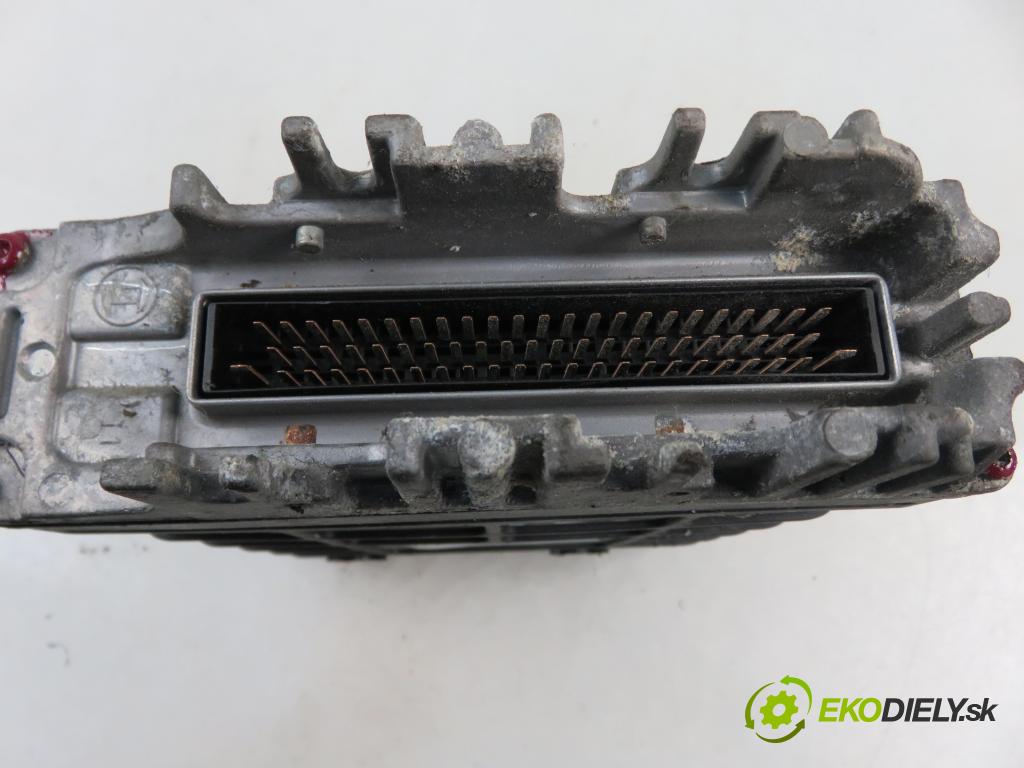 VW GOLF III (1H1) HB 1996 47,00 1.9 SDI - AEY 1896,00 Riadiaca jednotka Motor 028906021BP ; 0281001343