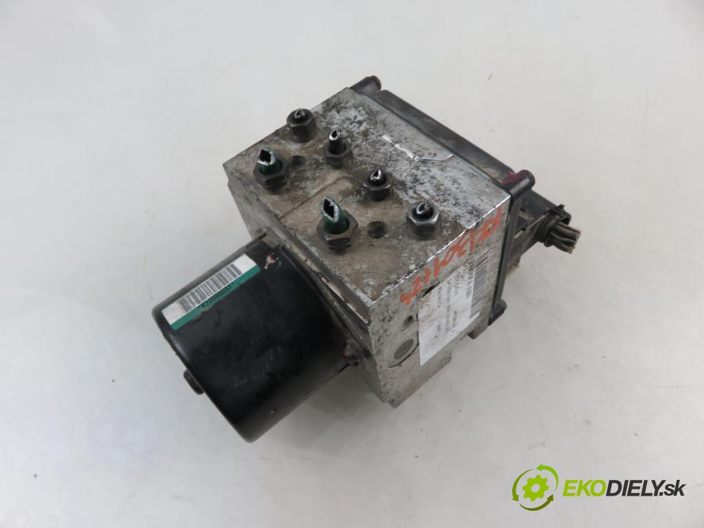 PEUGEOT 407 SW (6E_) KOMBI 2005 80,00 1.6 HDi 110 - 9HZ (DV6TED4) 1560,00 Pumpa ABS S118676001 ; 15732101 ; 9657462080 (Pumpy ABS)