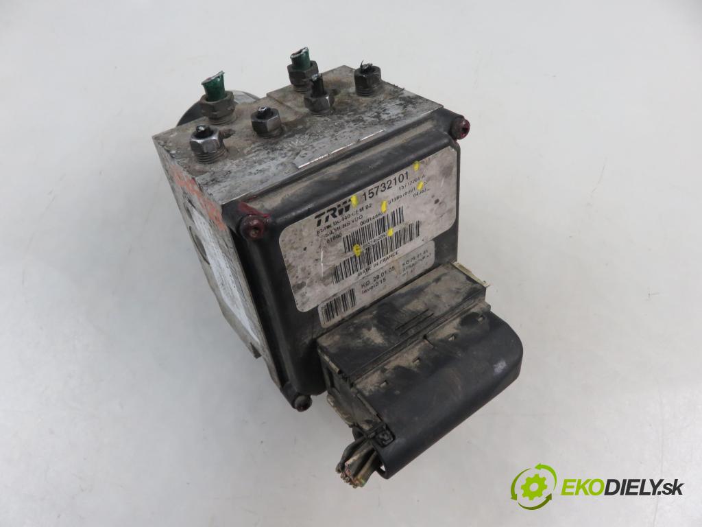 PEUGEOT 407 SW (6E_) KOMBI 2005 80,00 1.6 HDi 110 - 9HZ (DV6TED4) 1560,00 Pumpa ABS S118676001 ; 15732101 ; 9657462080 (Pumpy ABS)