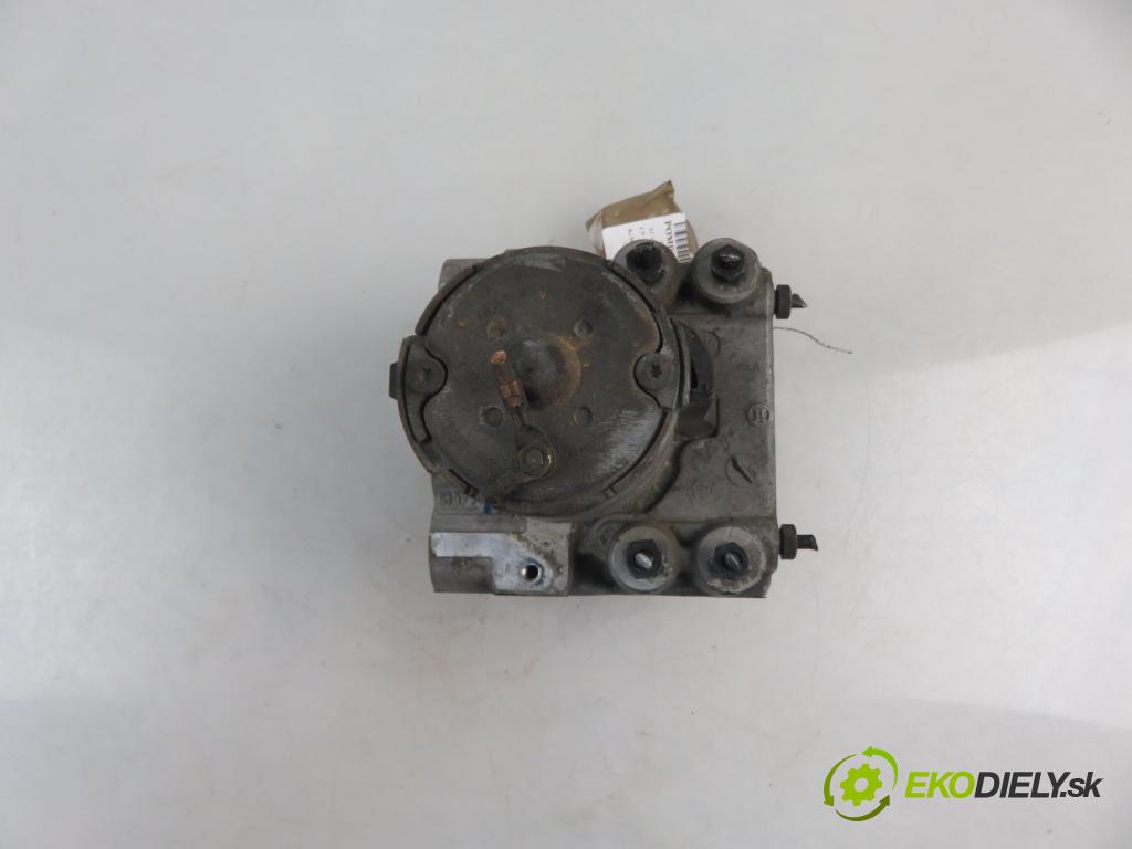 AUDI A4 Avant (8D5, B5) KOMBI 1996 81,00 1.9 TDI - AFN 1896,00 Pumpa ABS 0265214002 (Pumpy ABS)