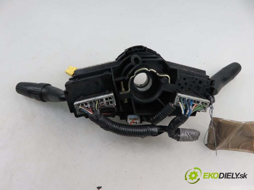 HONDA CIVIC VII Hatchback (EU, EP, EV) HB 2001 55,00 1.4 i 75 - D14Z6 1396,00 páčka/prepínač