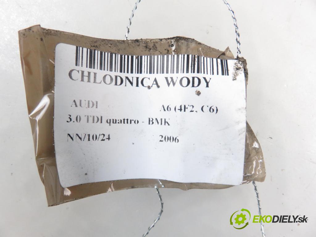 AUDI A6 (4F2, C6) SEDAN 2006 165,00 3.0 TDI quattro - BMK 2967,00 chladič vody 4F0121251N
