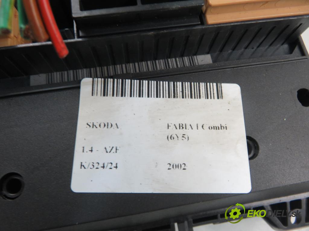 SKODA FABIA I Combi (6Y5) KOMBI 2002 44,00 1.4 - AZE 1397,00 MODUL BSI 6Q2937049B ; 5WK48213