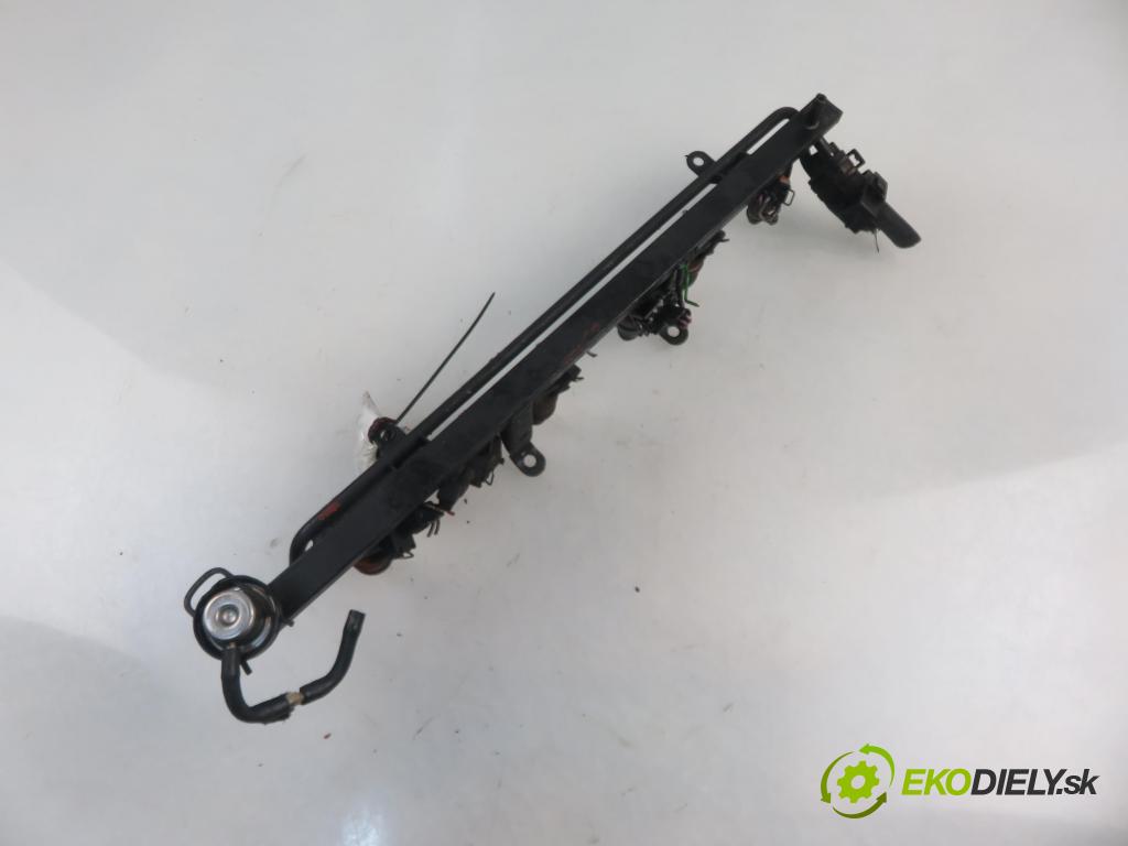 FORD GALAXY (WGR) MINIVAN 1996 128,00 2.8 i V6 - AMY 2792,00 Lišta vstrekovacia 0280150953 (Vstrekovacie lišty)