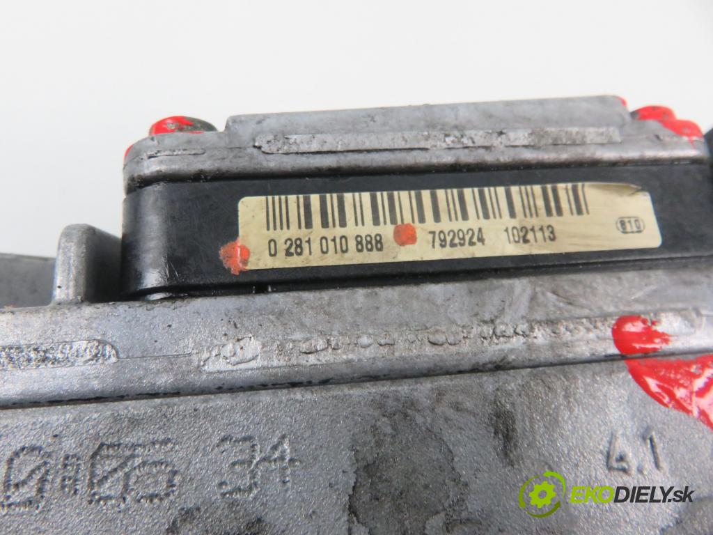 AUDI A6 Avant (4B5, C5) KOMBI 1998 110,00 2.5 TDI quattro - AFB 2496,00 Pumpa vstrekovacia 0281010888 (Vstrekovacie čerpadlá)