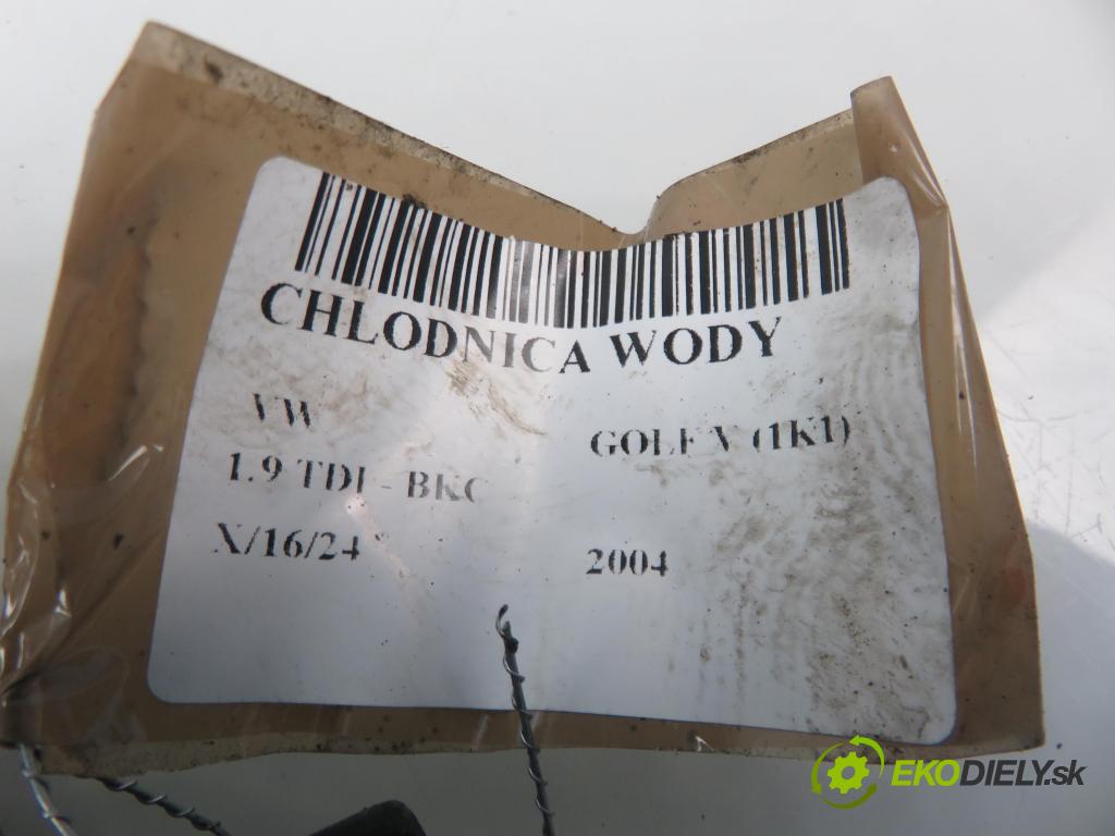VW GOLF V (1K1) HB 2004 77,00 1.9 TDI PD 105 - BKC 1896,00 chladič vody 1K0121253AA