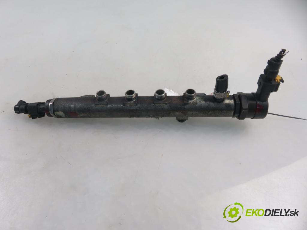 SAAB 9-3 (YS3F) SEDAN 2005 110,00 1.9 TiD - Z 19 DTH 1910,00 Lišta vstrekovacia 0445214057 ; 0281002507  (Vstrekovacie lišty)