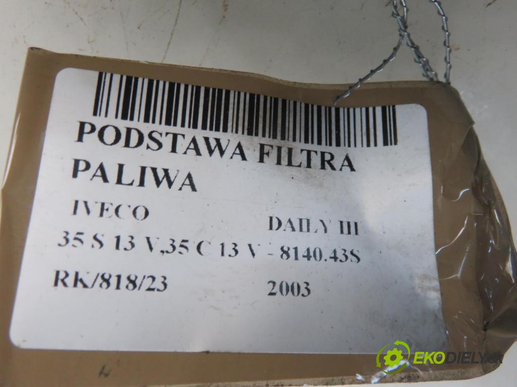 IVECO DAILY III skrzynia FURGON 2003 92,00 2.8 JTD 125 - 8140.43S 2798,00 Obal filtra paliva  (Obaly filtrov paliva)