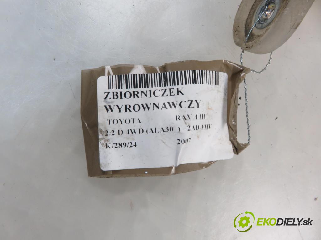 TOYOTA RAV 4 III (_A3_) SUV 2007 130,00 2.2 D 4WD 177 - 2AD-FHV 2231,00 Nádržka KOMPENZAČNÉ: