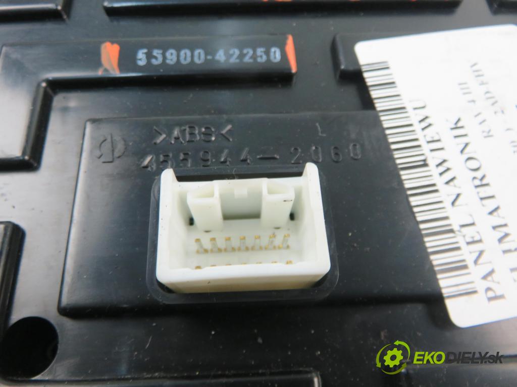 TOYOTA RAV 4 III (_A3_) SUV 2007 130,00 2.2 D 4WD 177 - 2AD-FHV 2231,00 Panel kúrenia KLIMATRONIK 5590042250