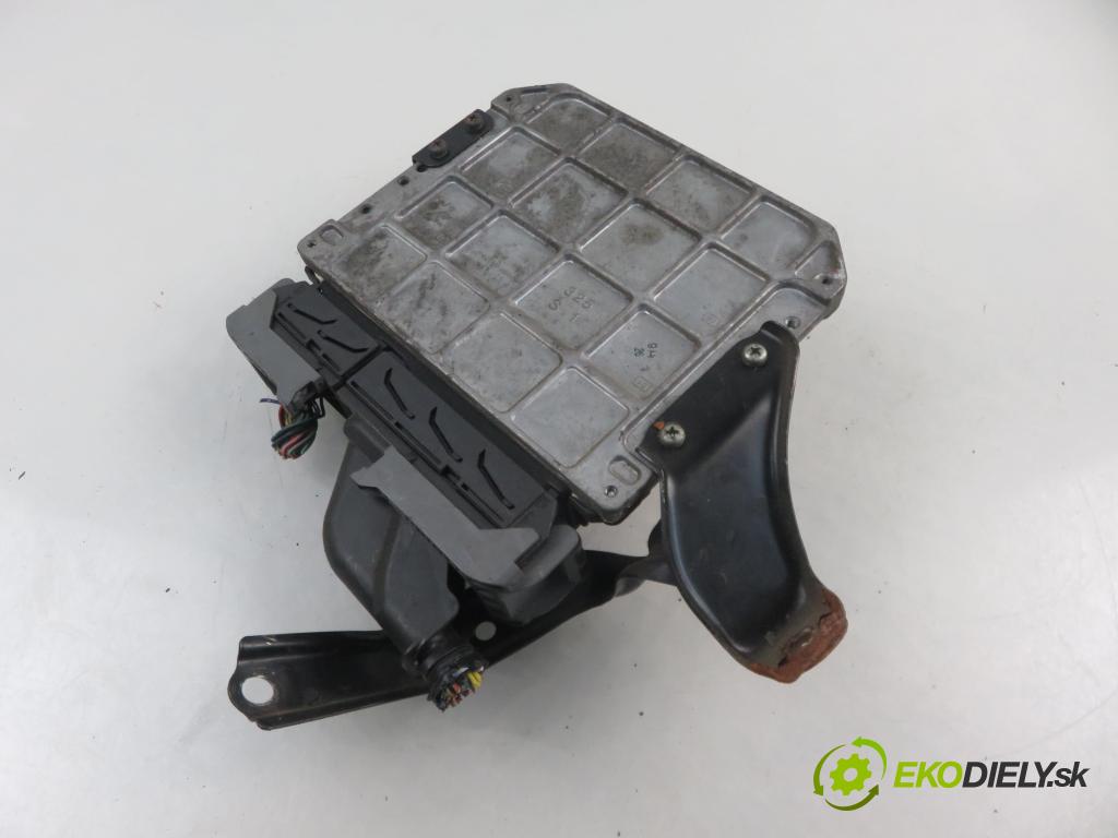 TOYOTA RAV 4 III (_A3_) SUV 2007 130,00 2.2 D 4WD 177 - 2AD-FHV 2231,00 Riadiaca jednotka Motor 8966142C00 ; 1758007734
